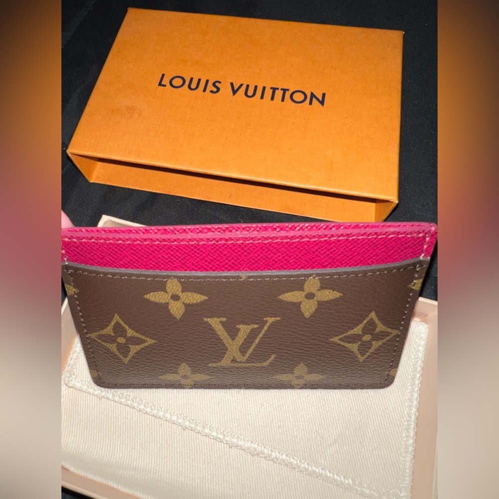Louis Vuitton card holder